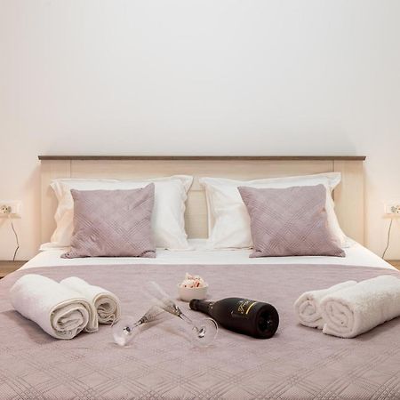 Apartment Navika オミシュ エクステリア 写真