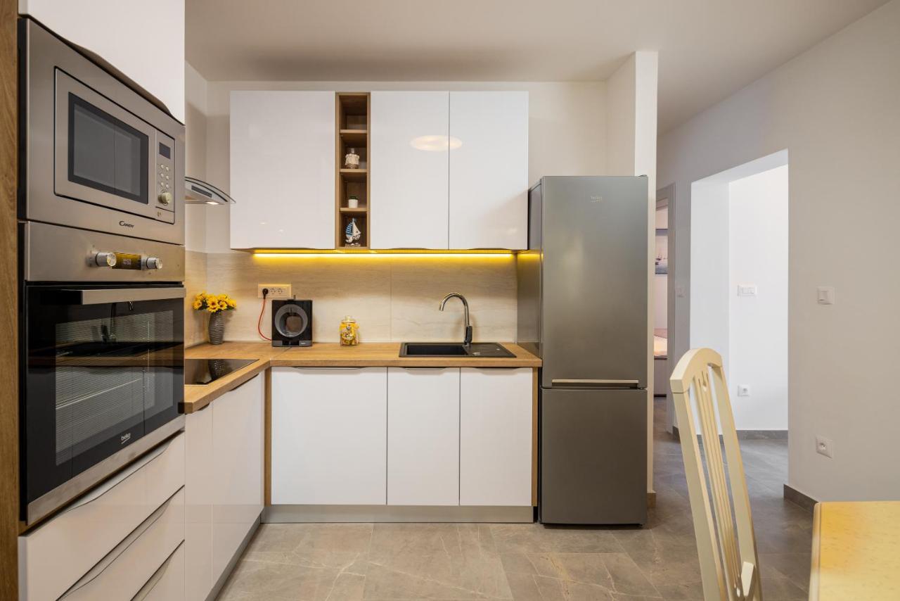 Apartment Navika オミシュ エクステリア 写真